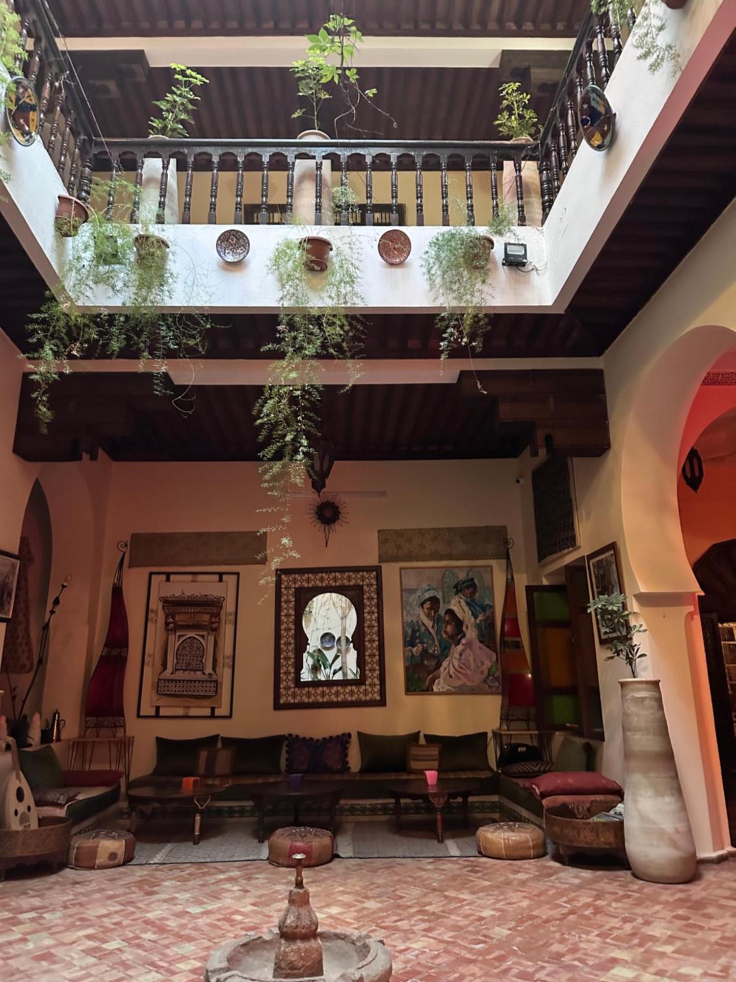 Ryad Bahia مكناز المظهر الخارجي الصورة