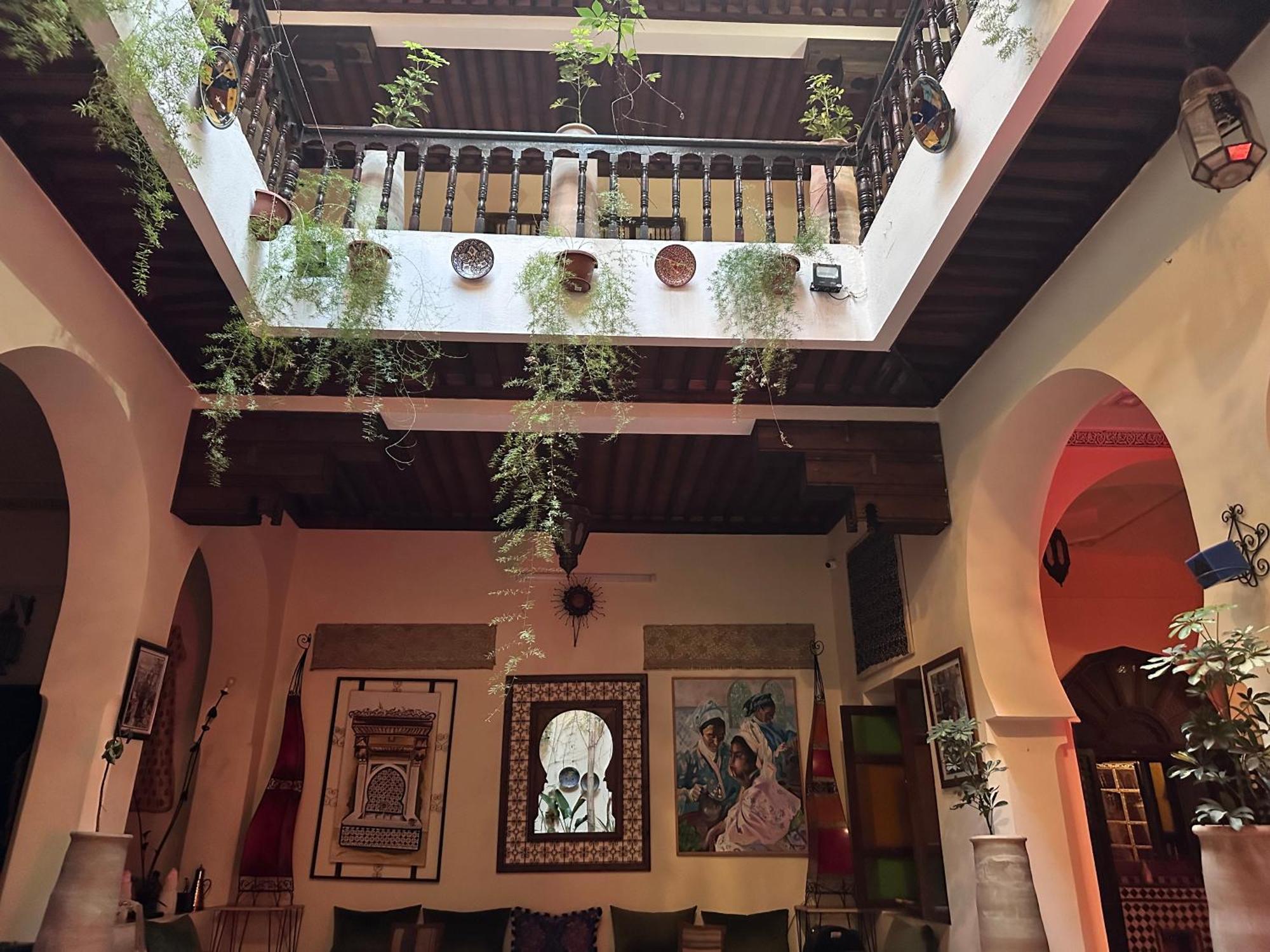 Ryad Bahia مكناز المظهر الخارجي الصورة